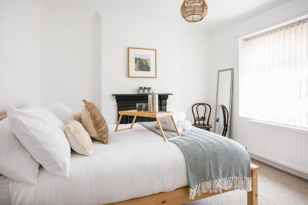 Cosy Period Cottage 2Min Walk To The Beach Portrush Bagian luar foto