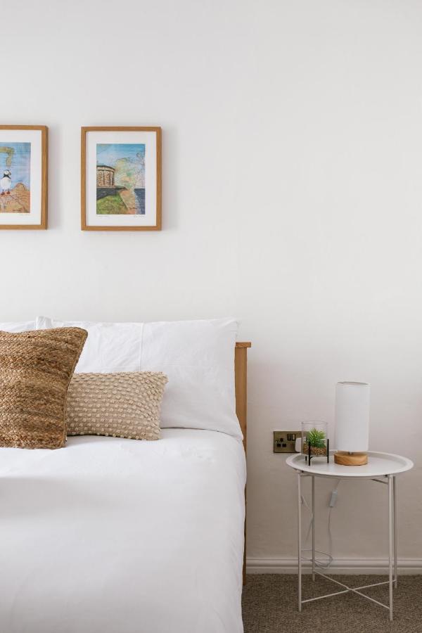 Cosy Period Cottage 2Min Walk To The Beach Portrush Bagian luar foto